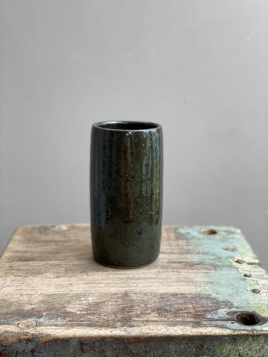 Vase black green glaze